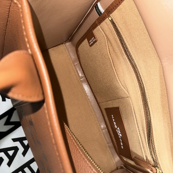 Marc Jacobs Medium Tote Bag - Picture 6 of 14